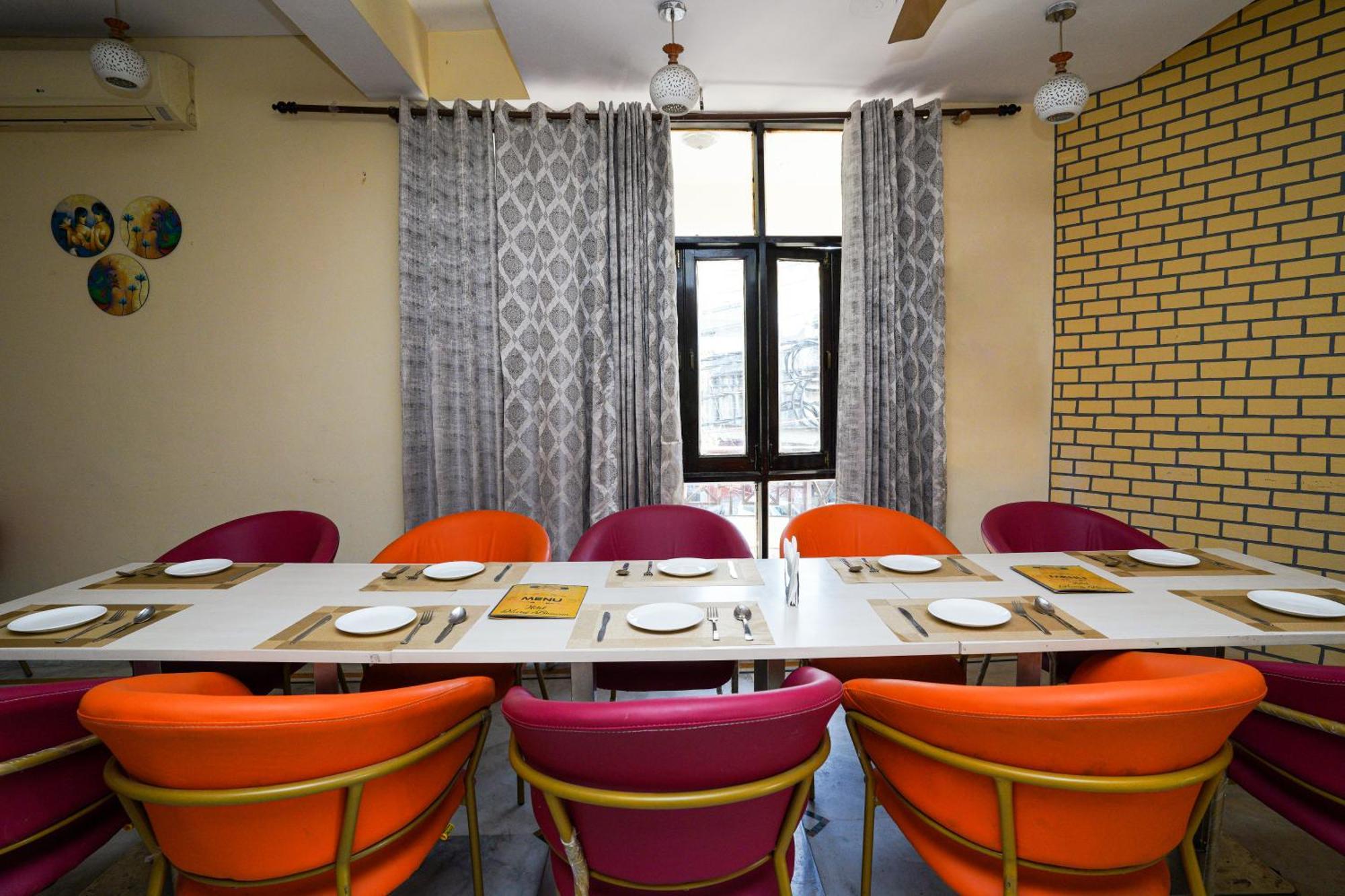 Hotel Neeraj Bhawan- Triveni Ghat Ришикеш Экстерьер фото